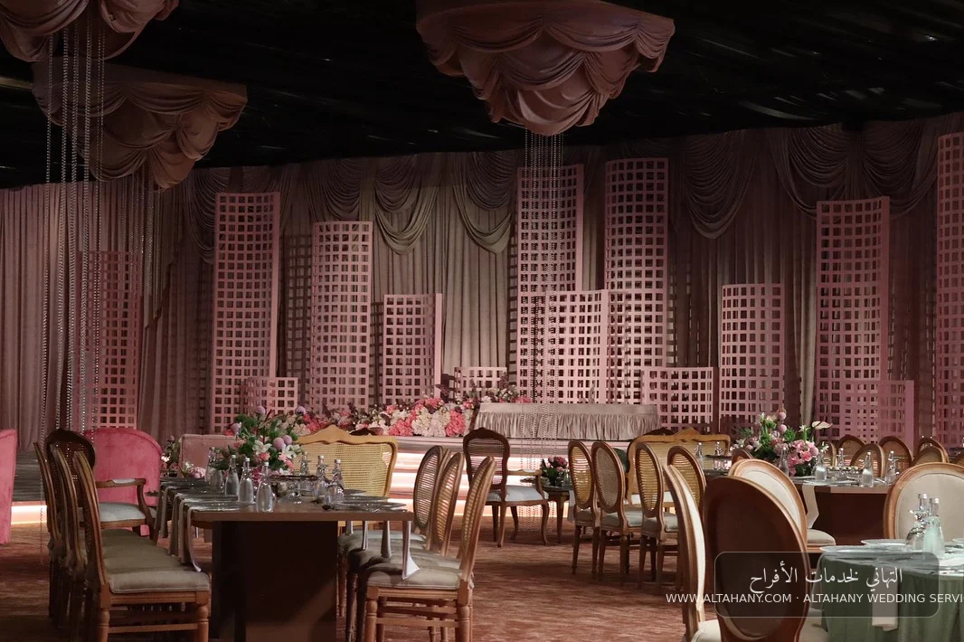 ديكور كوشة زفاف — عجمان | التهاني لخدمات الأفراح