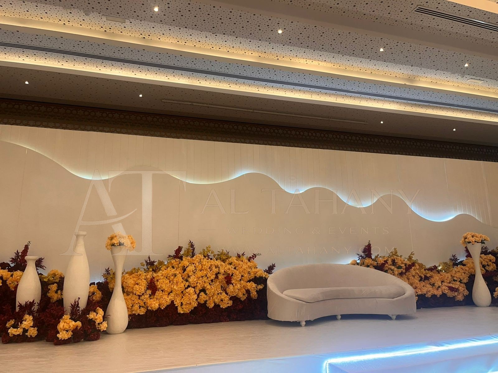 صورة من التهاني لخدمات الأفراح